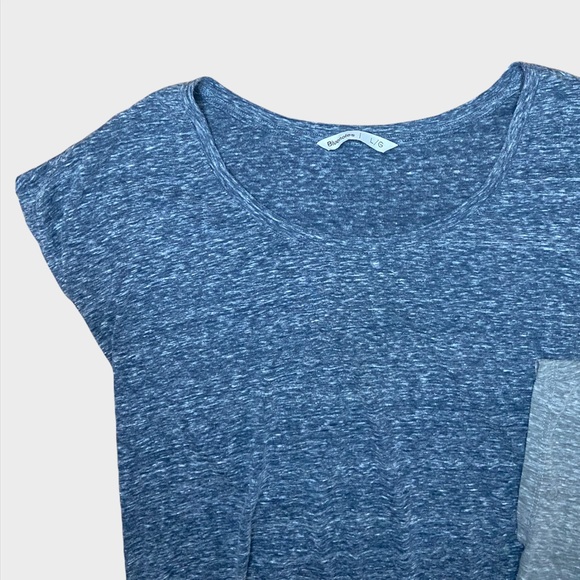 2 Cozy T-Shirts - Picture 4 of 5